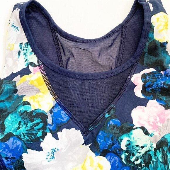 Old Navy Active longline light support floral sports bra - Medium - Picture 2 of 7